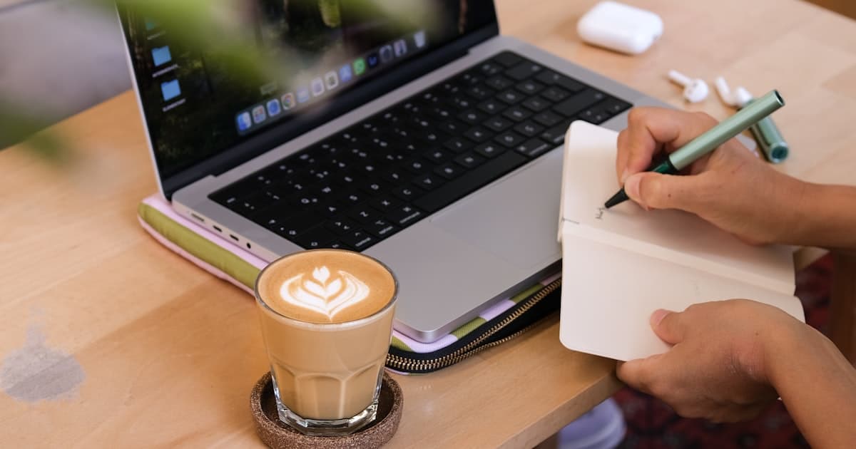 I Tracked My Screen Time for 30 Days — Here's What I Learned